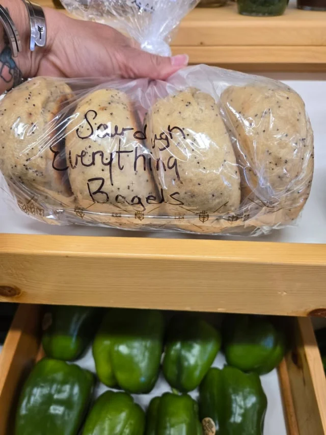 Fresh baked Sourdough Everything Bagels!! 4pk $10
$3 each